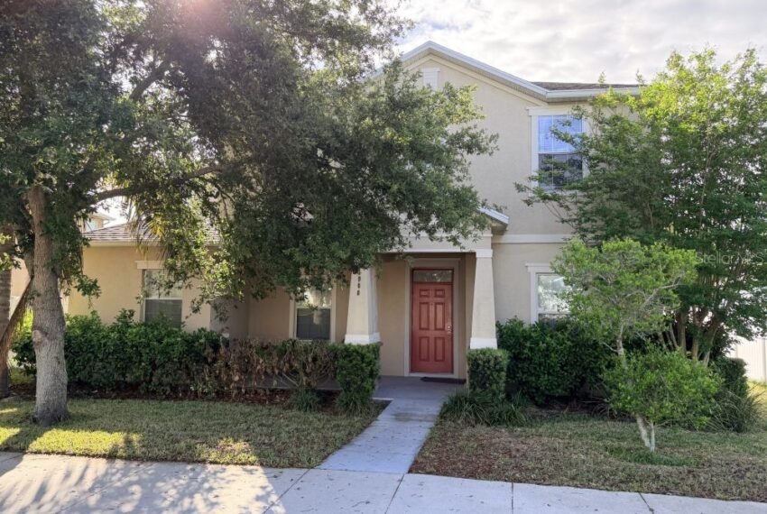 1900 RAFTON Road Apopka, FL 32703-8431