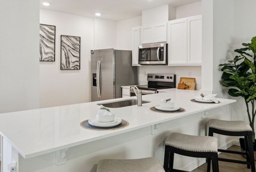 3_Hollykitchen1