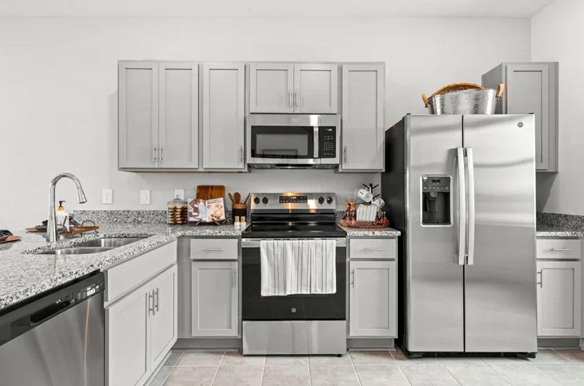 Ivy Model - The Towns at Firethorn-9 kitchen